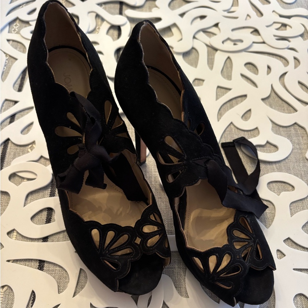 Joan & David Black Peep-Toe Heels